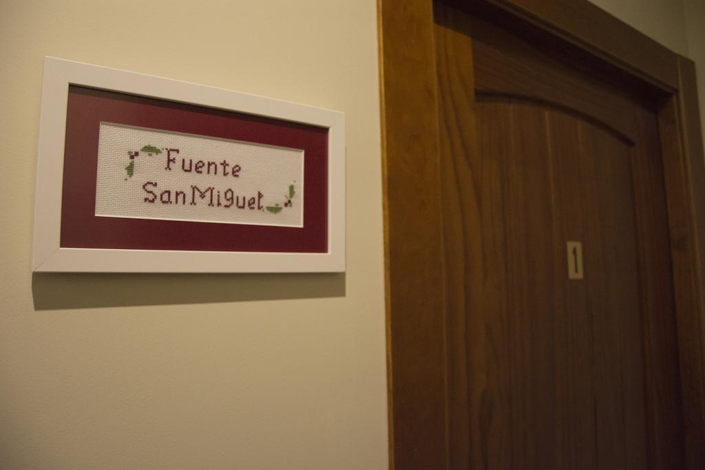 Casa Rural Fuente El Boticario Aldeanueva de la Vera ภายนอก รูปภาพ