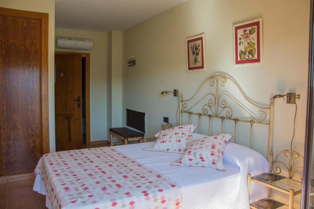 Casa Rural Fuente El Boticario Aldeanueva de la Vera ภายนอก รูปภาพ